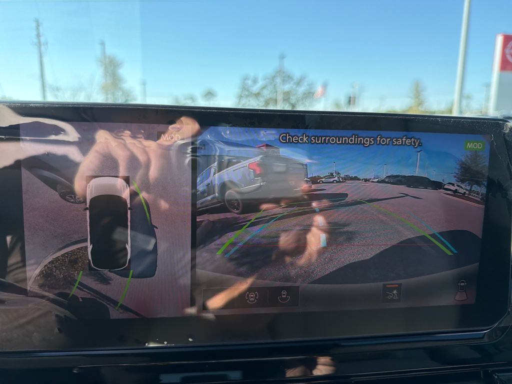 New 2026 Nissan Pathfinder SL 4D Sport Utility