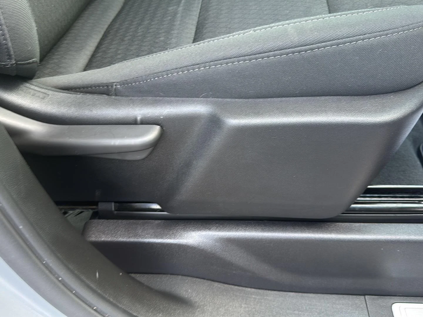 Used 2024 Thunderstorm Gray GMC Elevation image 33