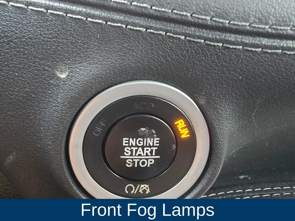 Used 2020 Gray Dodge SXT image 22