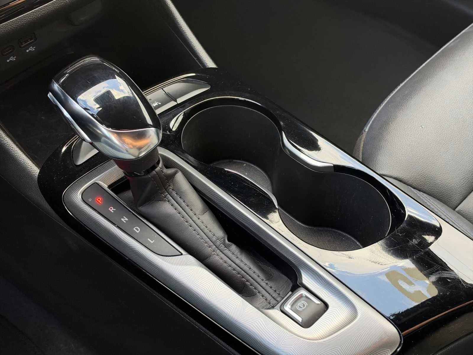 2025 Buick Envista Sport Touring - Photo 14