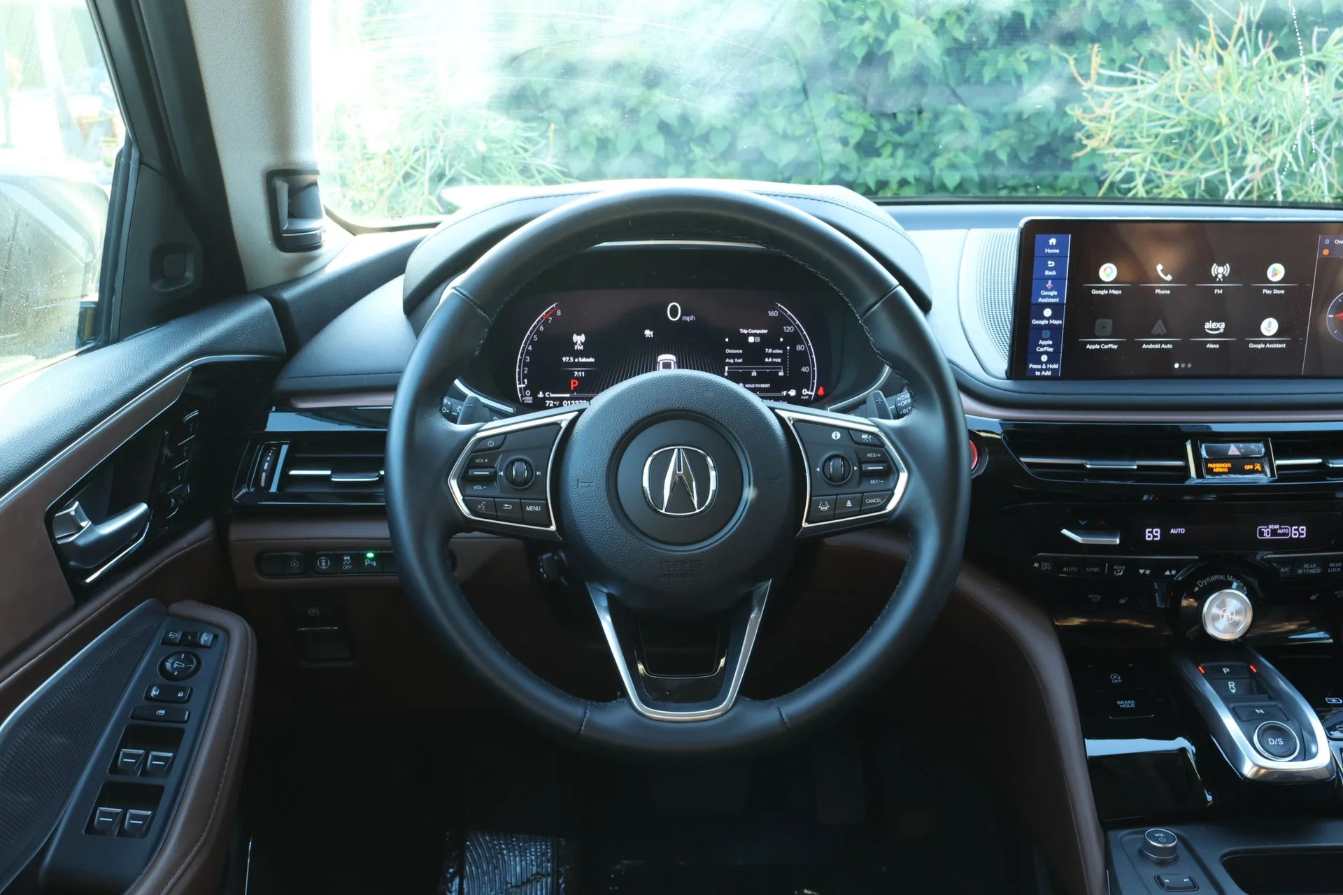 Certified Used 2025 Liquid Carbon Metallic Acura TECH image 8
