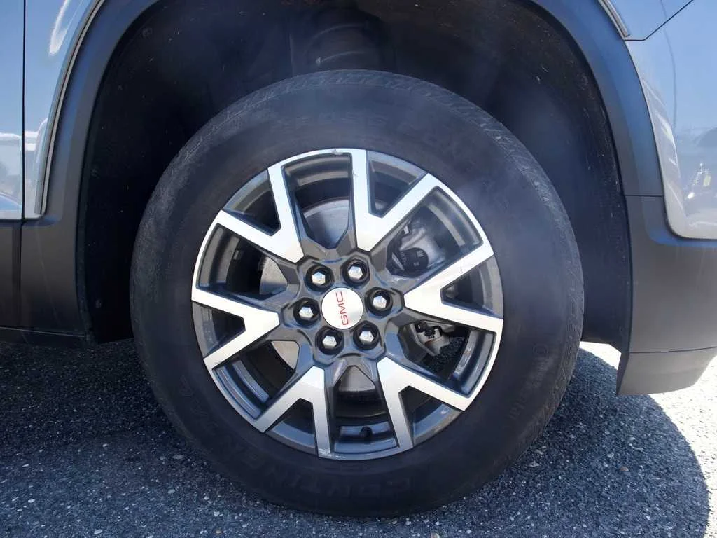 2021 GMC Acadia SLE - Photo 11