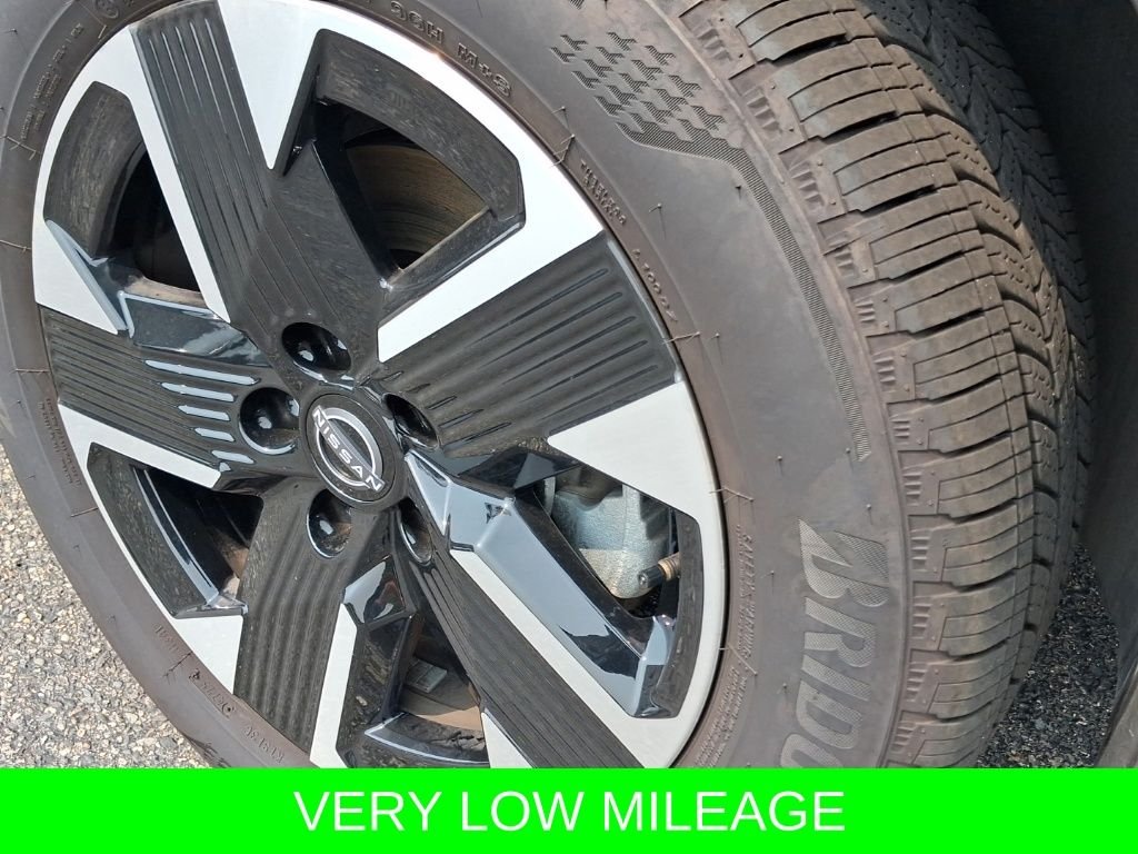 Used 2026 Black Nissan SV image 3