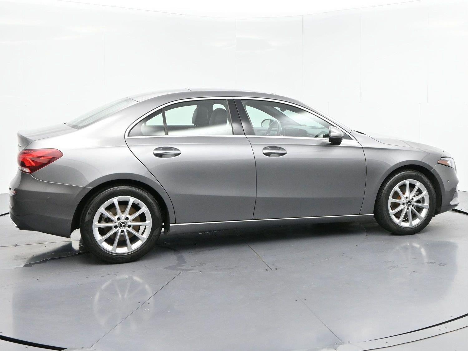 Used 2019 Mountain Grey Metallic Mercedes-Benz A 220 image 8