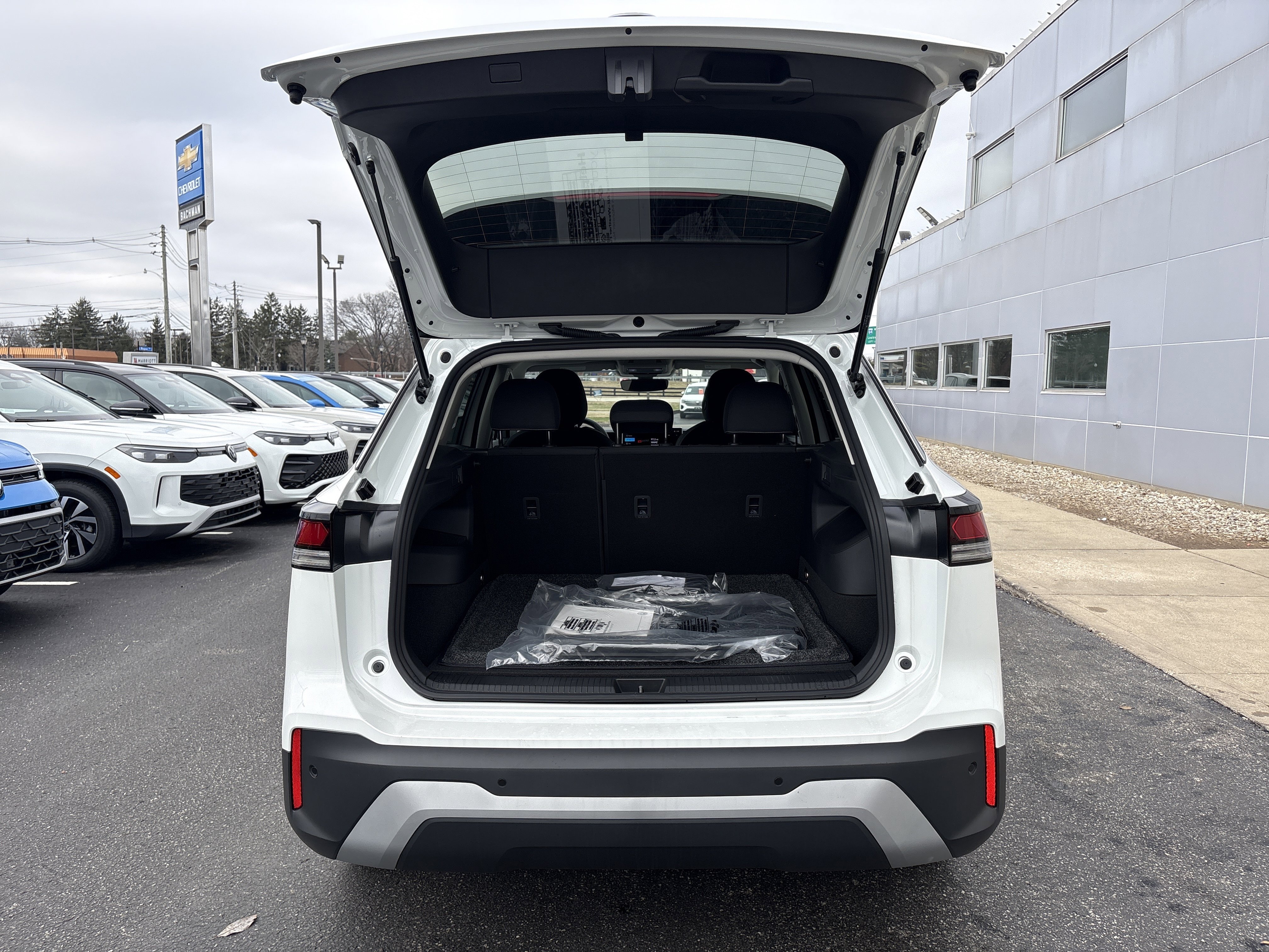 2026 Volkswagen Tiguan S - Photo 25