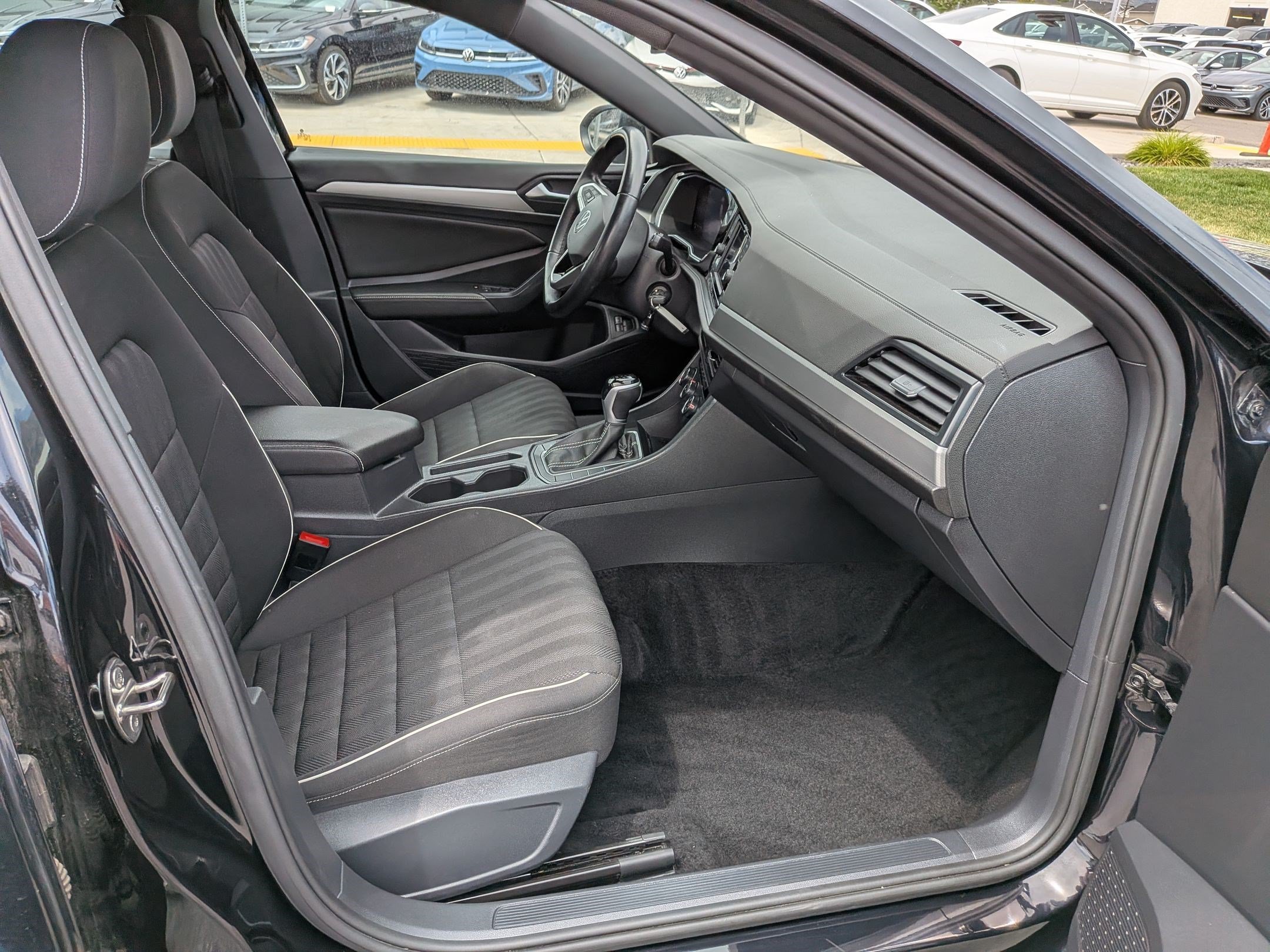 Used 2022 Deep Black Pearl Volkswagen Sport image 29