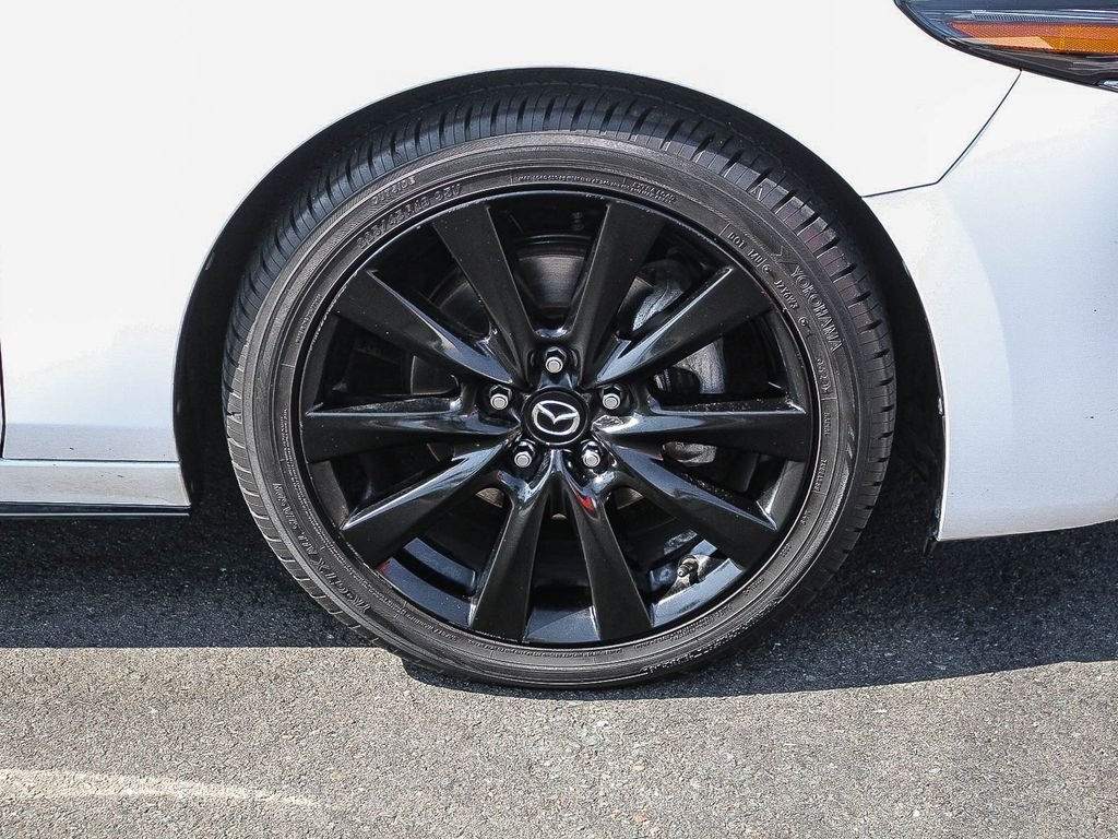 Used 2020 Snowflake White Pearl Mazda Premium image 12