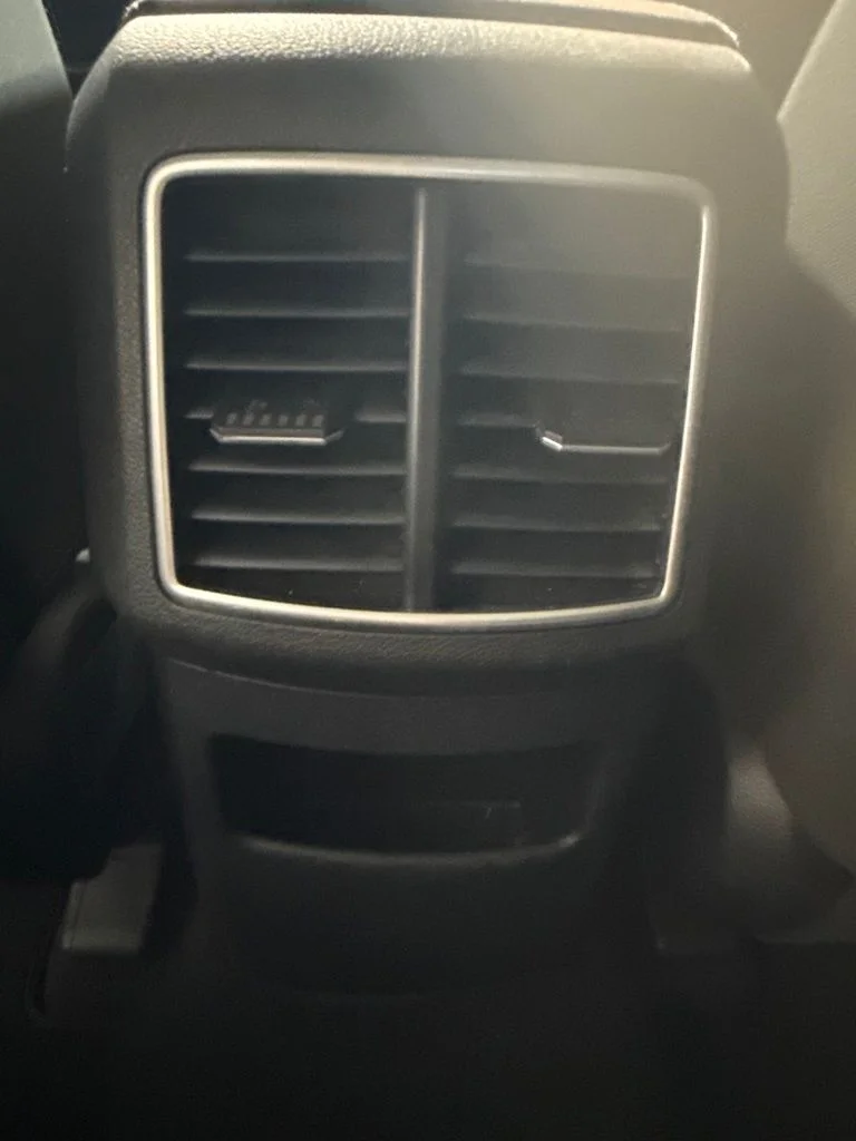 Used 2025 Green Kia LX image 25