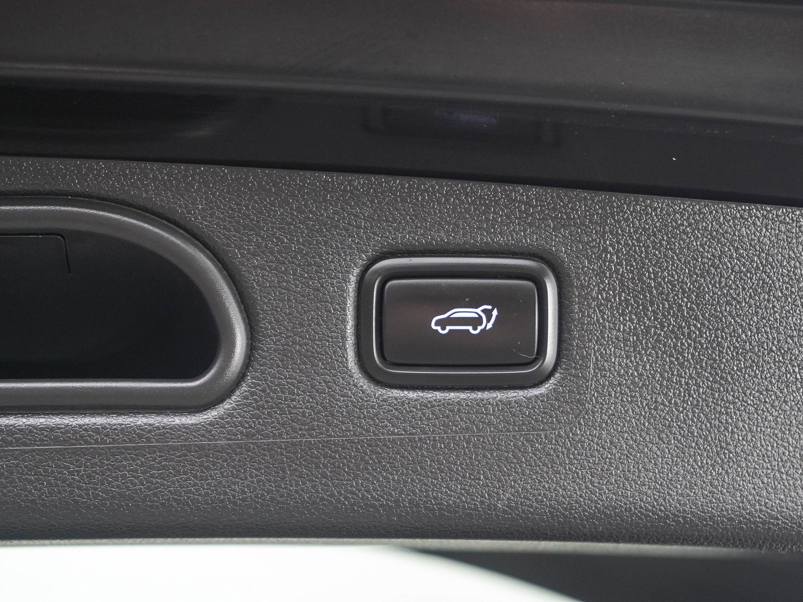 Used 2020 Black Hyundai Sport AWD image 18