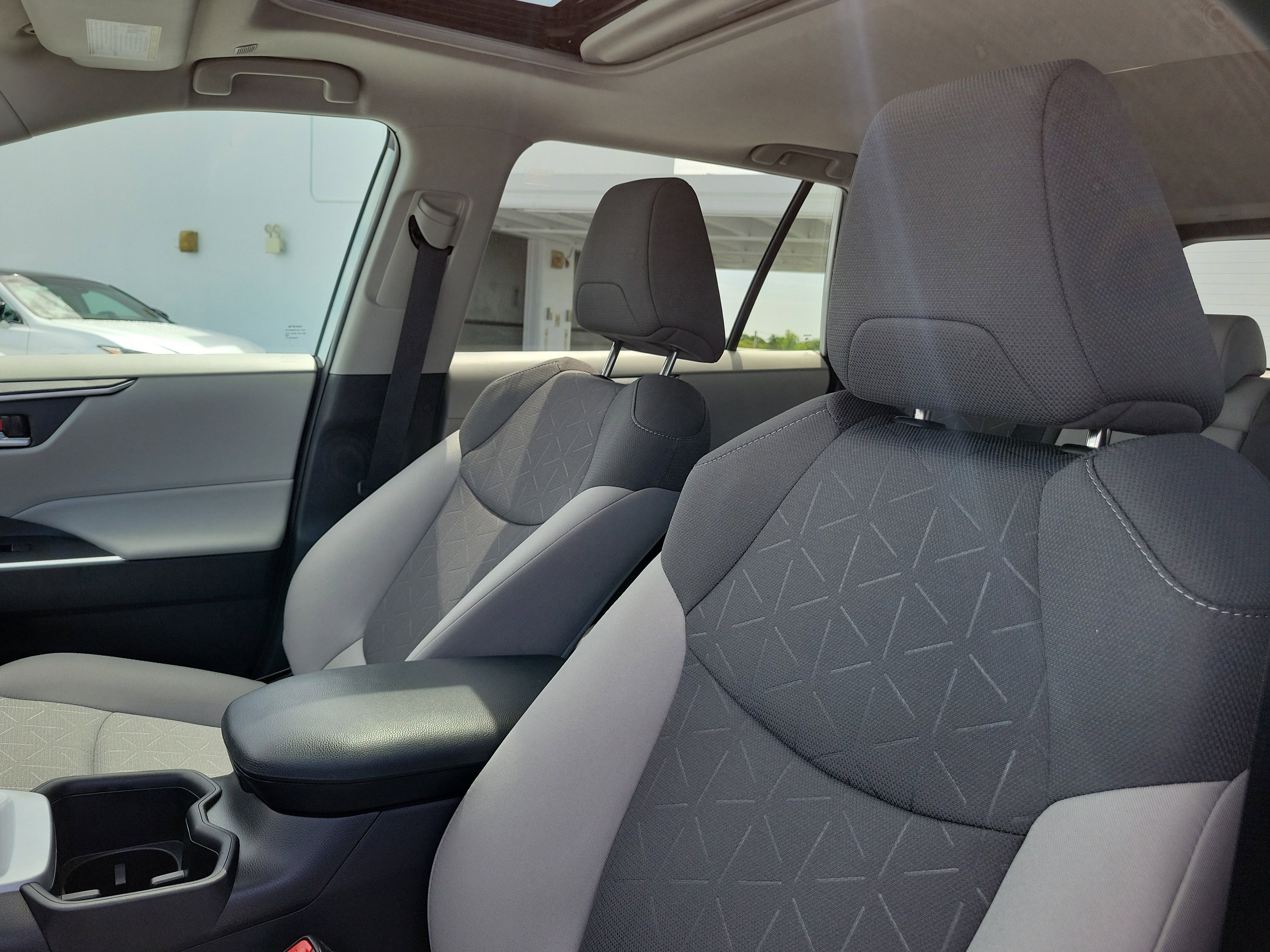 Used 2025 Ice Toyota XLE image 23