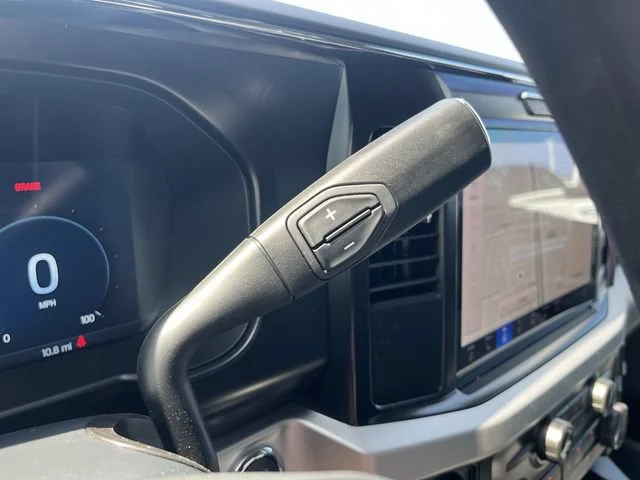 New 2026 Agate Black Metallic Ford XLT image 21