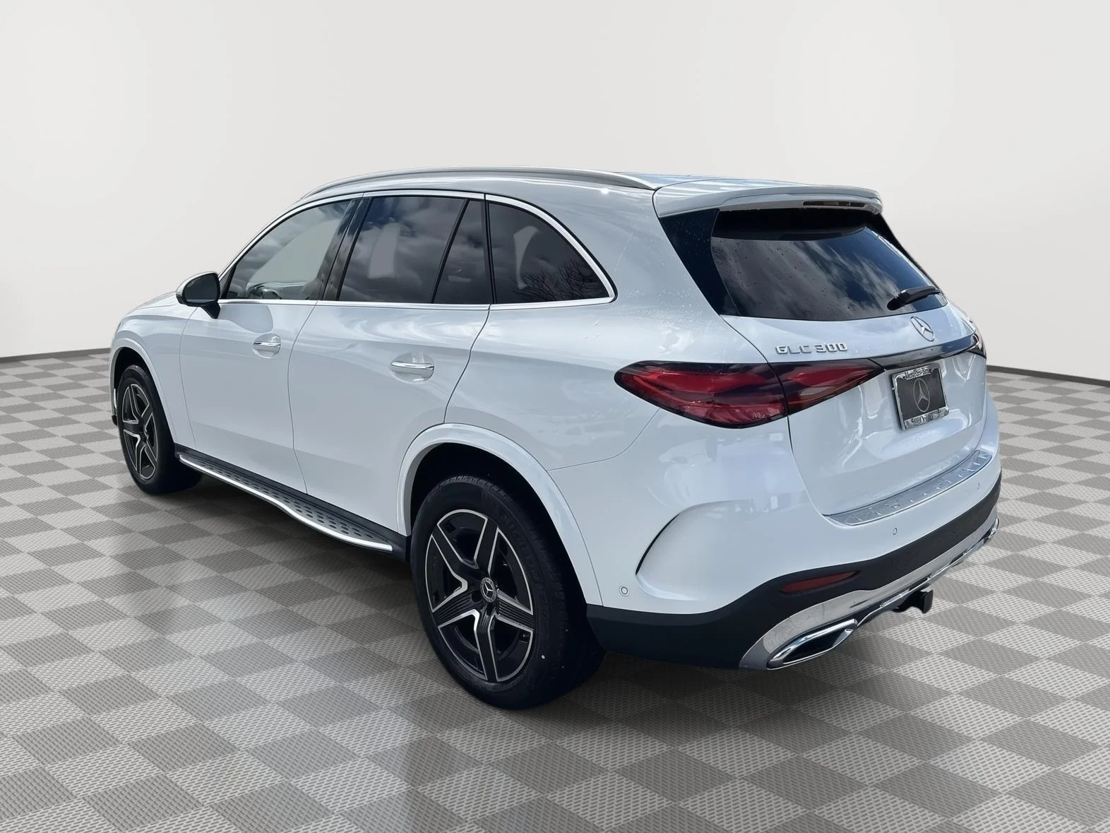New 2026 Polar White Mercedes-Benz GLC 300 image 6