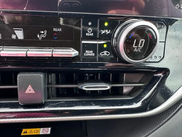 2024 Toyota Highlander Platinum - Photo 23