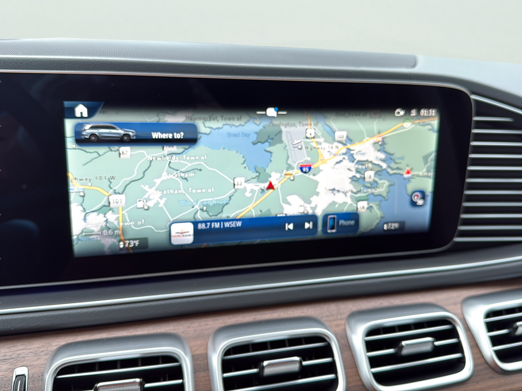 Used 2026 White Mercedes-Benz GLS 450 image 16