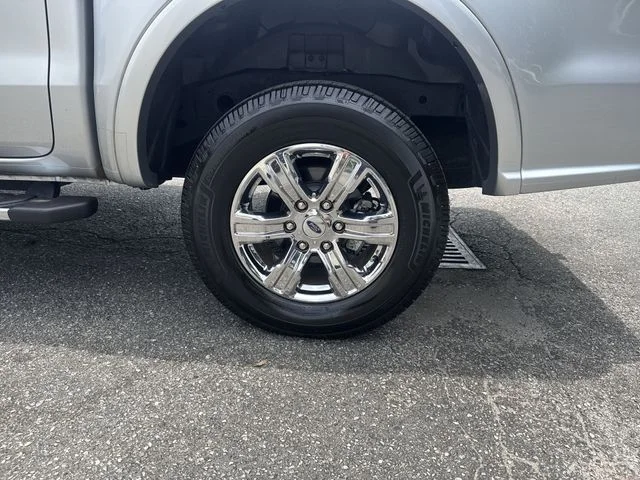 Used 2019 Silver Ford XLT image 32