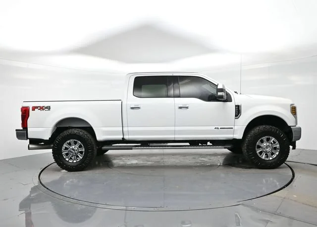 Used 2018 White Ford XL image 8
