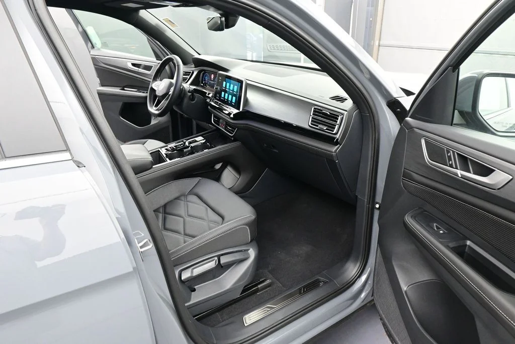 New 2026  Volkswagen 2.0T SE w/Technology image 44