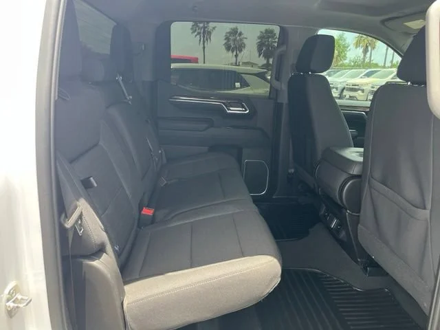Used 2024 Summit White GMC Elevation image 24