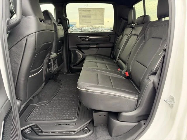 2026 RAM 1500 Limited - Photo 14