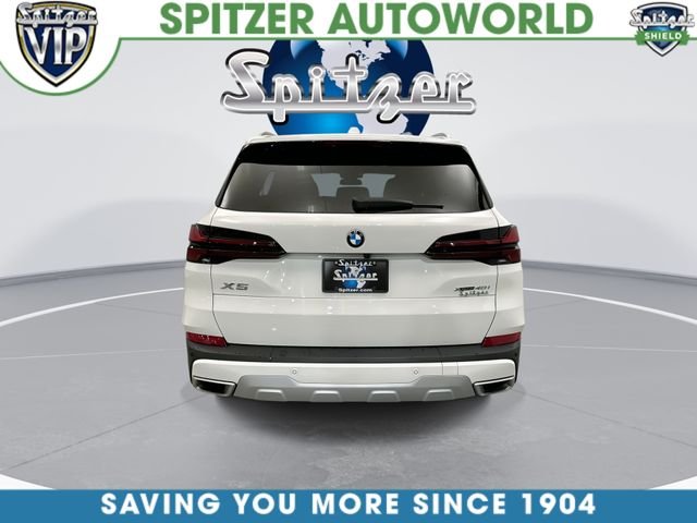 Used 2026 White BMW xDrive40i image 8
