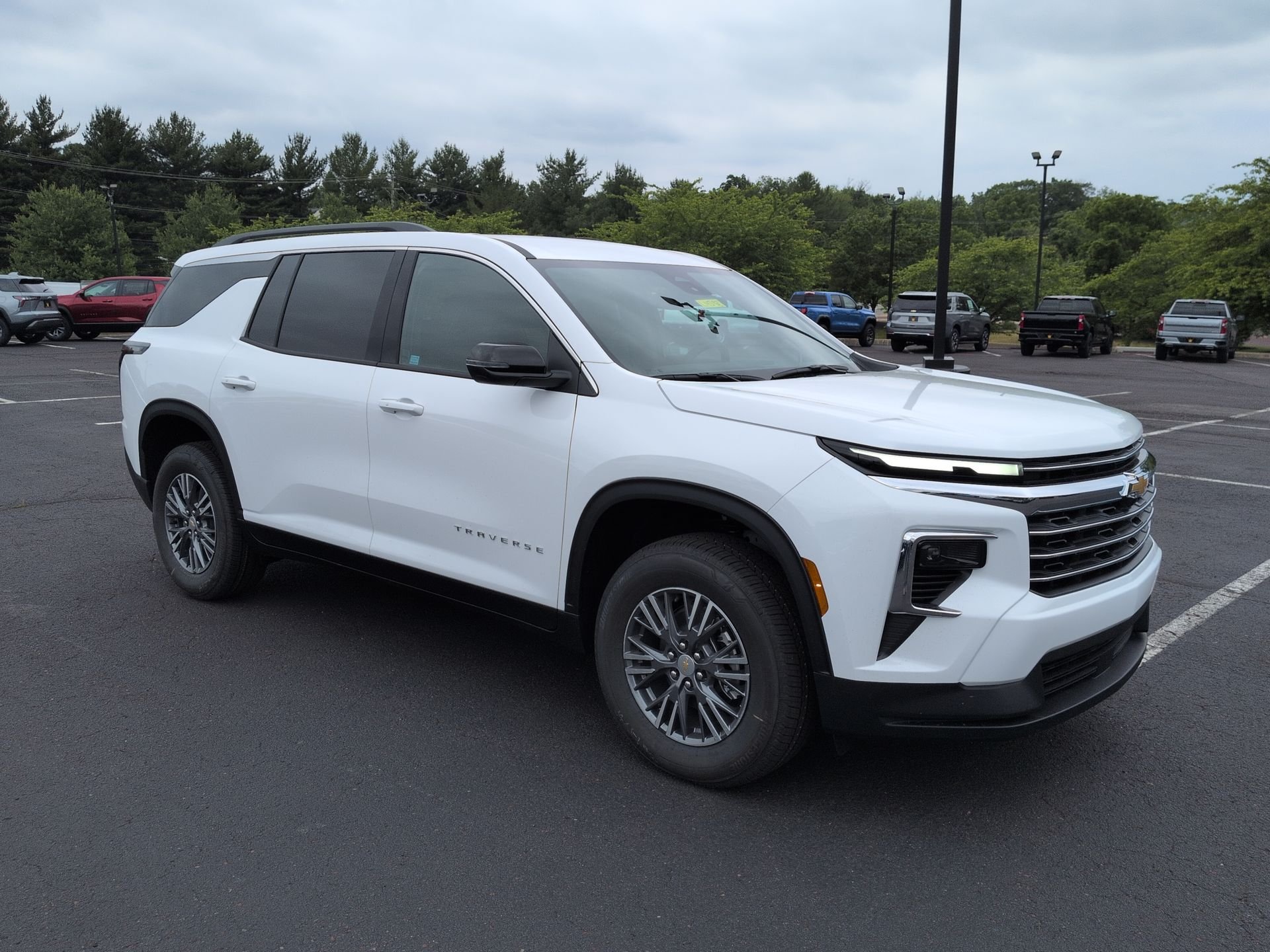 New 2026 Summit White Chevrolet LT image 38