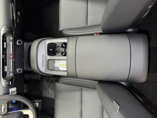 New 2026 Classy Blue Pearl Hyundai SEL 8P image 22