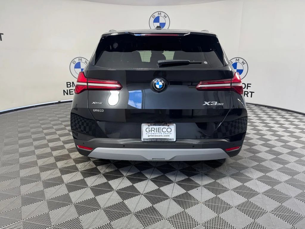 New 2026 Black Sapphire Metallic BMW 30 xDrive image 7