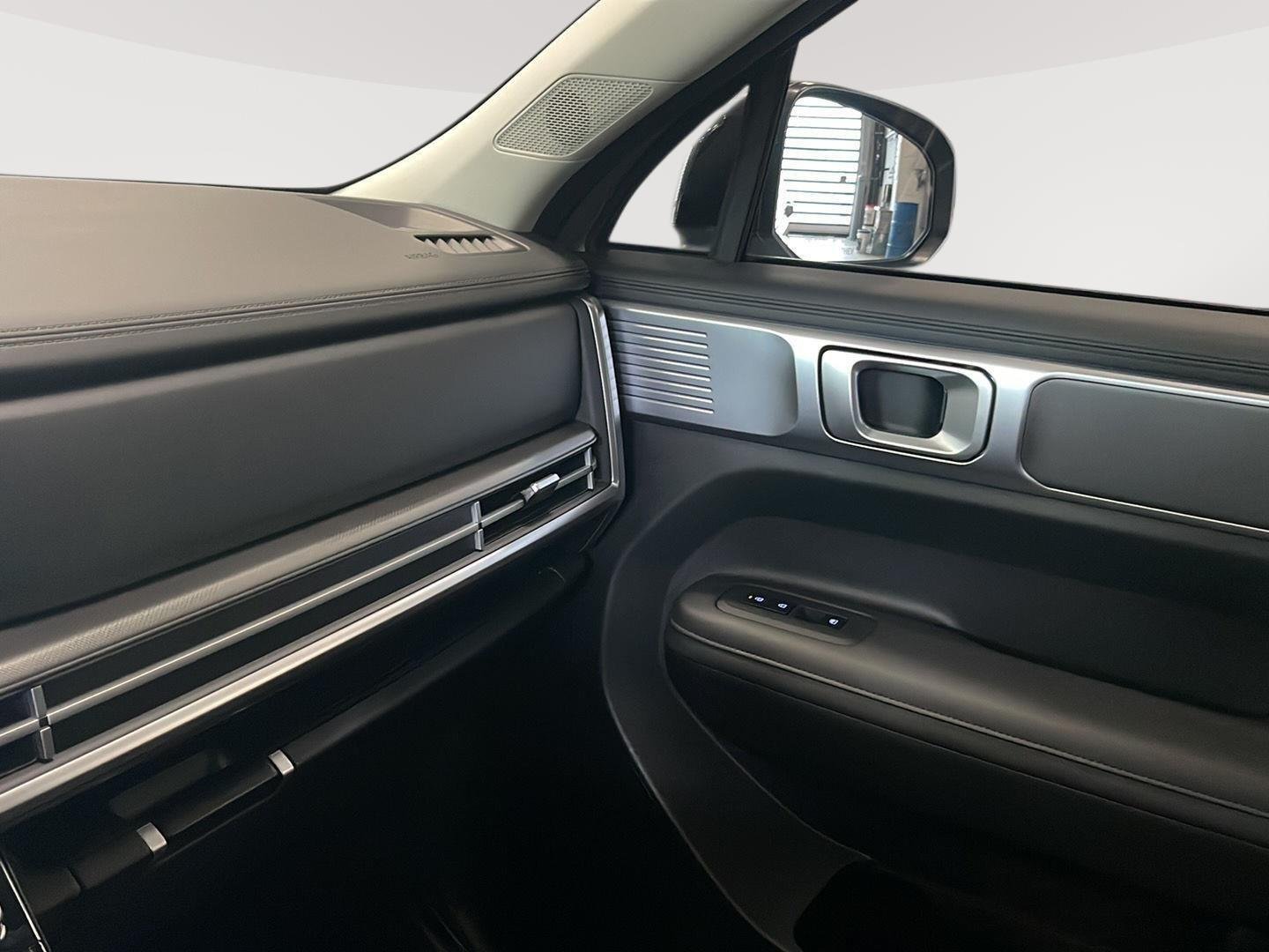 2025 Hyundai Santa Fe XRT - Photo 31