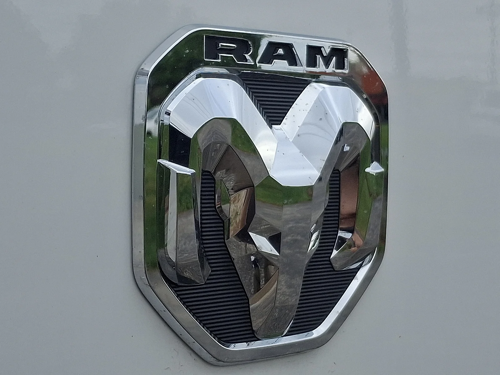 New 2026 Bright White Clear-Coat Exterior Paint RAM High Roof image 23