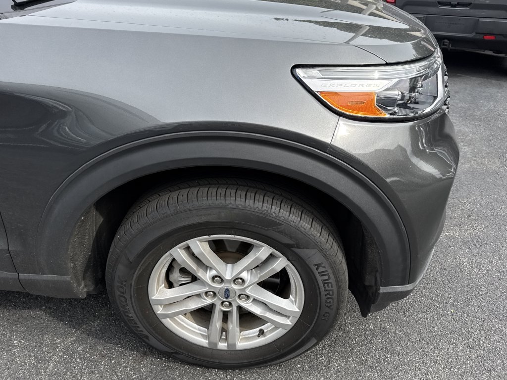 Used 2020 Gray Ford XLT image 9