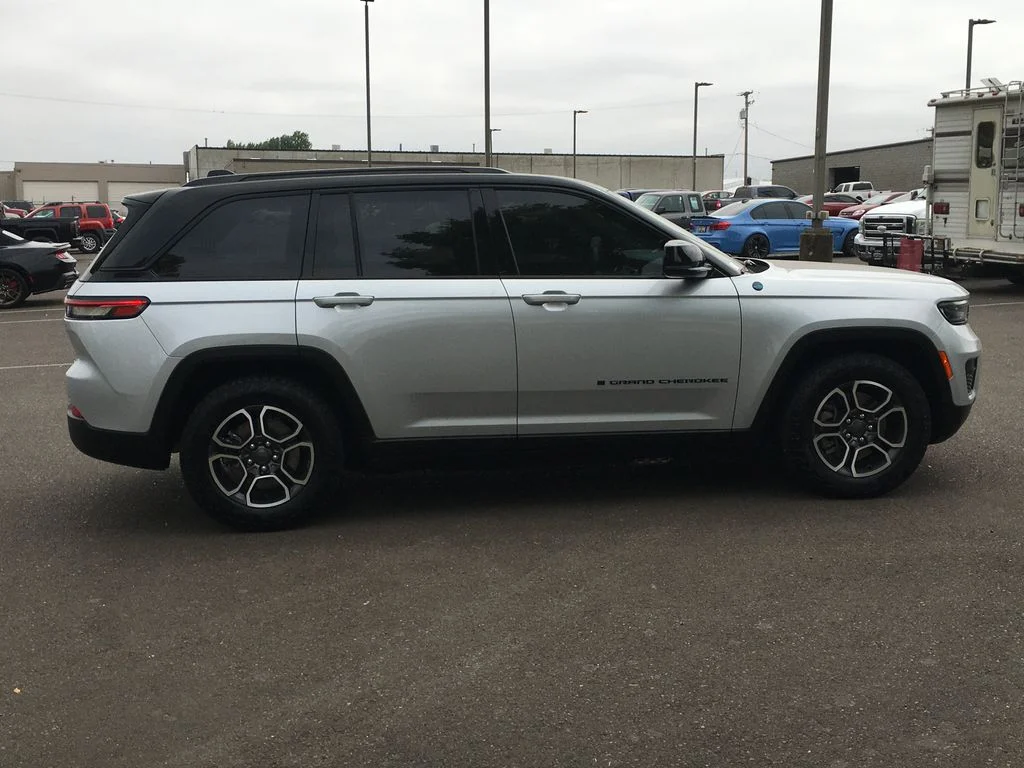 2024 Jeep Grand Cherokee Trailhawk 4xe - Photo 8