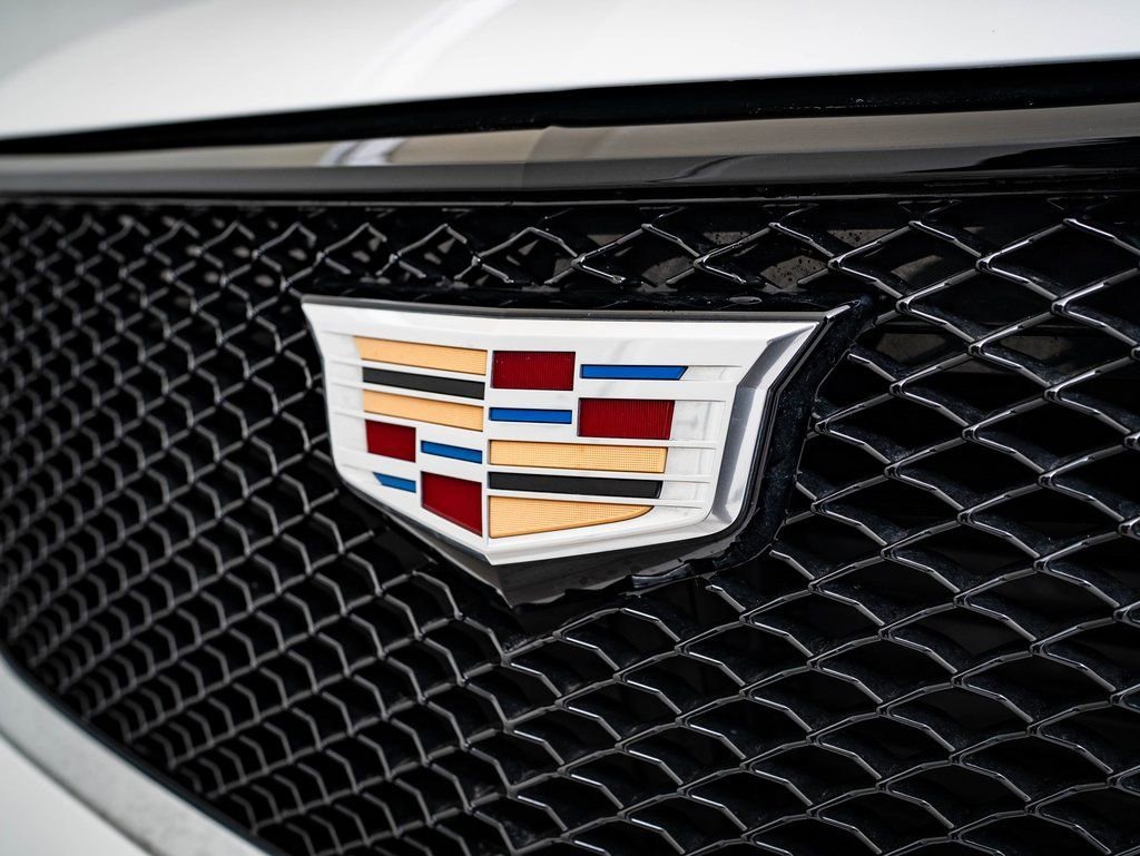 Used 2023 White Cadillac Sport image 3