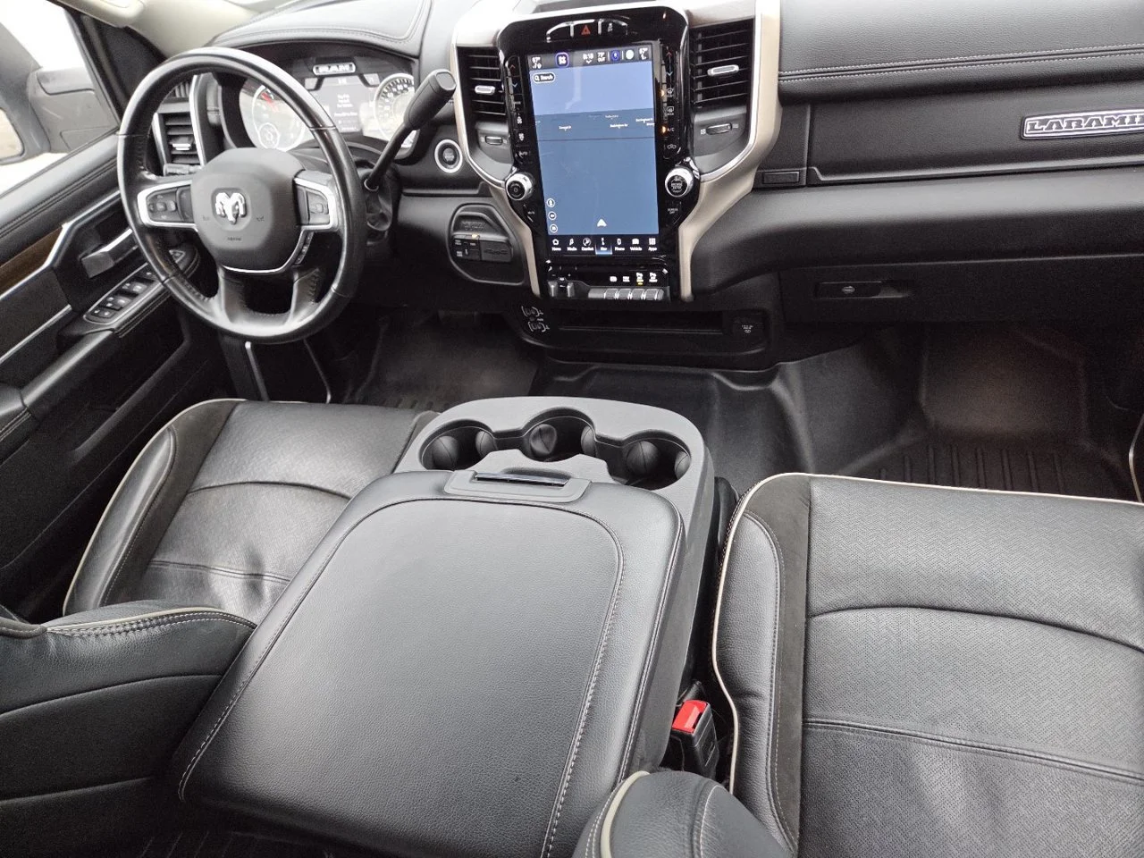 Used 2023  Ram Laramie image 25