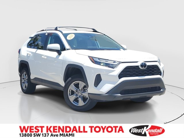 2024 Toyota RAV4 XLE