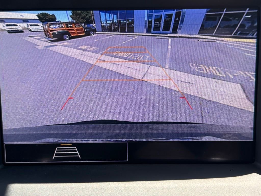 2023 GMC Acadia SLE - Photo 24