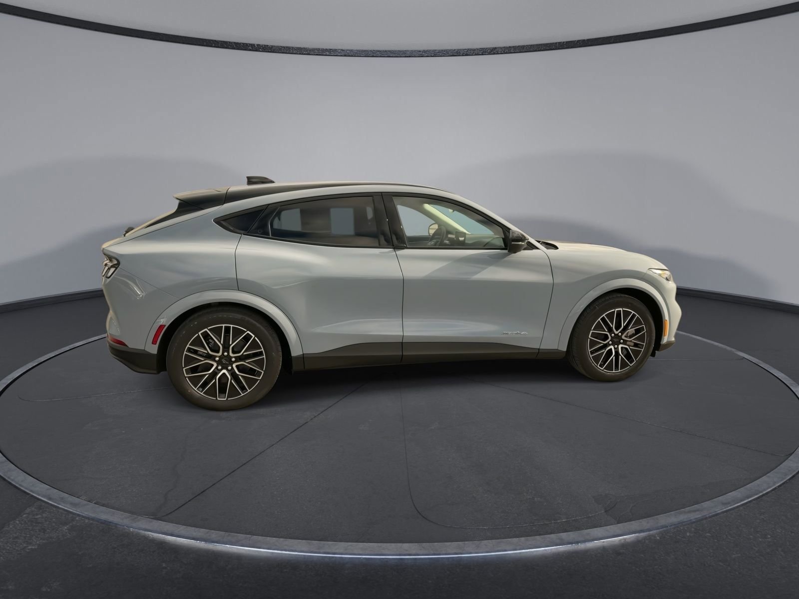 2025 Ford Mustang Mach-E Premium - Photo 9
