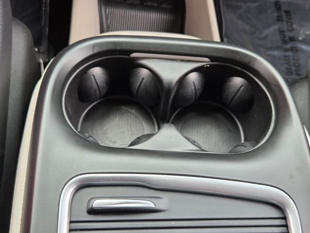 Used 2023 Black Chrysler Touring L image 18