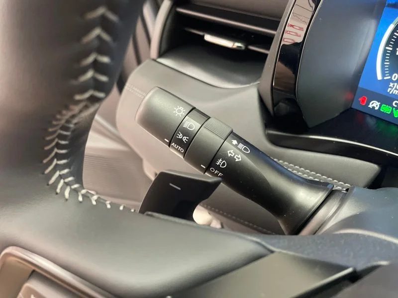 New 2026 ICE SILVER METALLIC Subaru Touring XT image 29