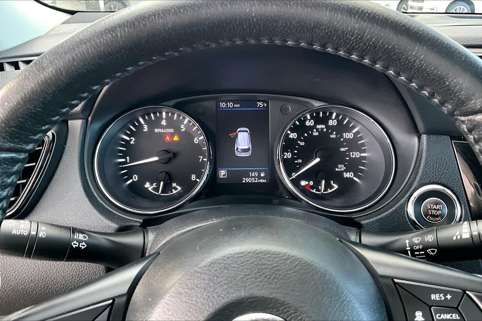 Used 2019 Pearl White Tricoat Nissan SL image 25