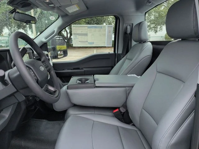 New 2026 Oxford White Ford F-250® XL image 14