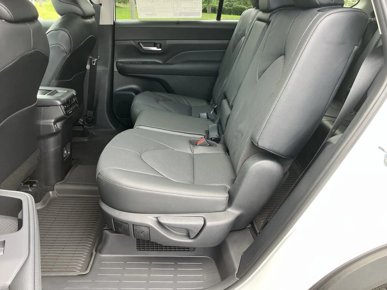New 2026 Wind Chill Pearl Toyota Hybrid Limited AWD image 10