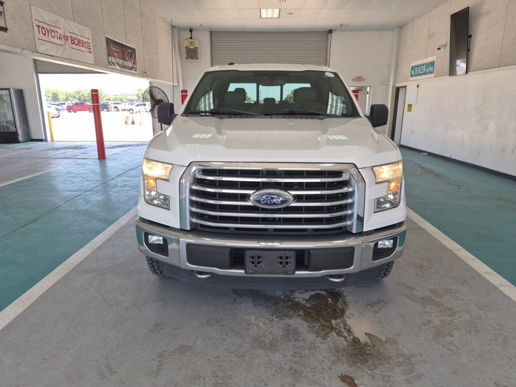Used 2016 White Ford XLT image 4