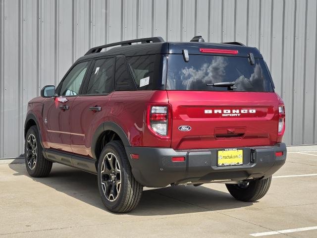 New 2026 Ruby Red Metallic Tinted Clearcoat Ford Outer Banks® image 23