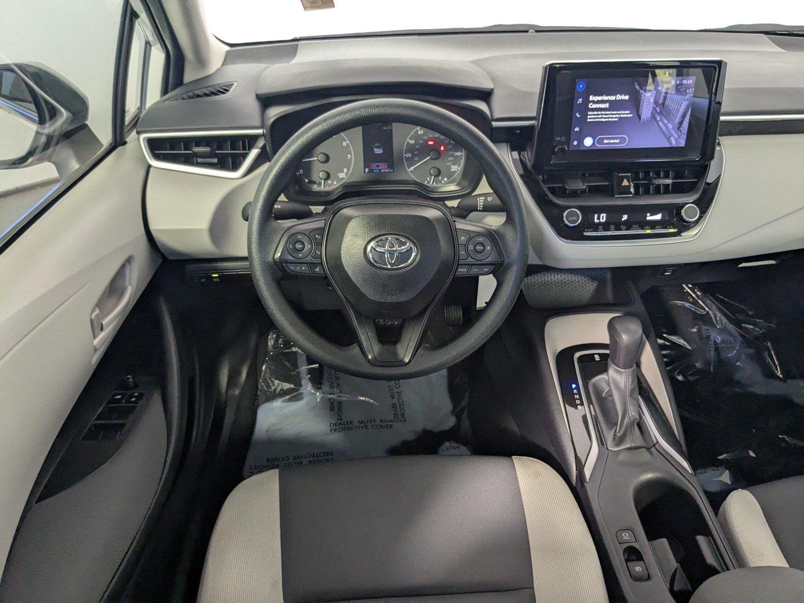 Used 2025 Ice Cap Toyota LE image 35