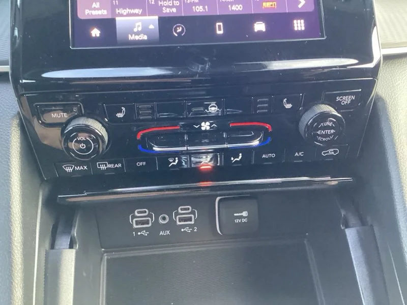 2025 Jeep Grand Cherokee Laredo - Photo 40