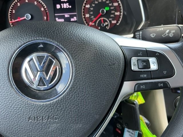 Used 2019 Orange Volkswagen 1.4T S image 32