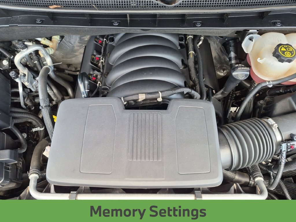 Used 2023 Black Chevrolet Z71 image 14