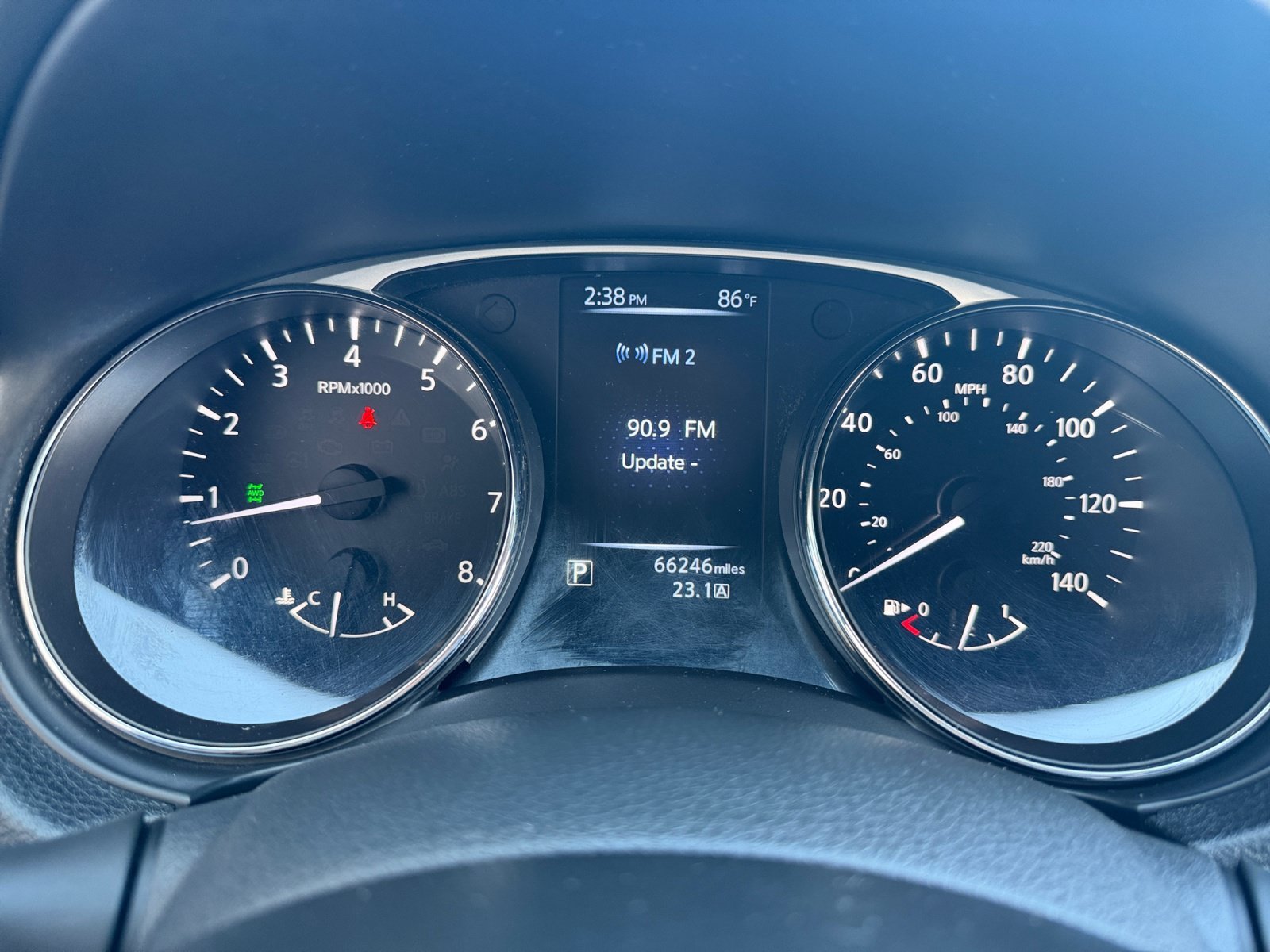 Used 2014 Saharan Sun Nissan S image 15