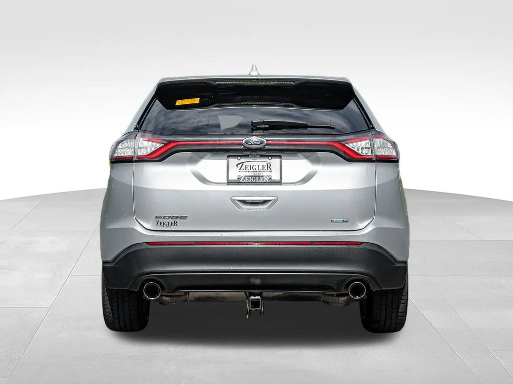 Used 2018 Silver Ford SE image 6