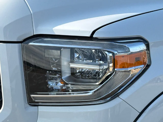Used 2020 White Toyota Platinum image 4
